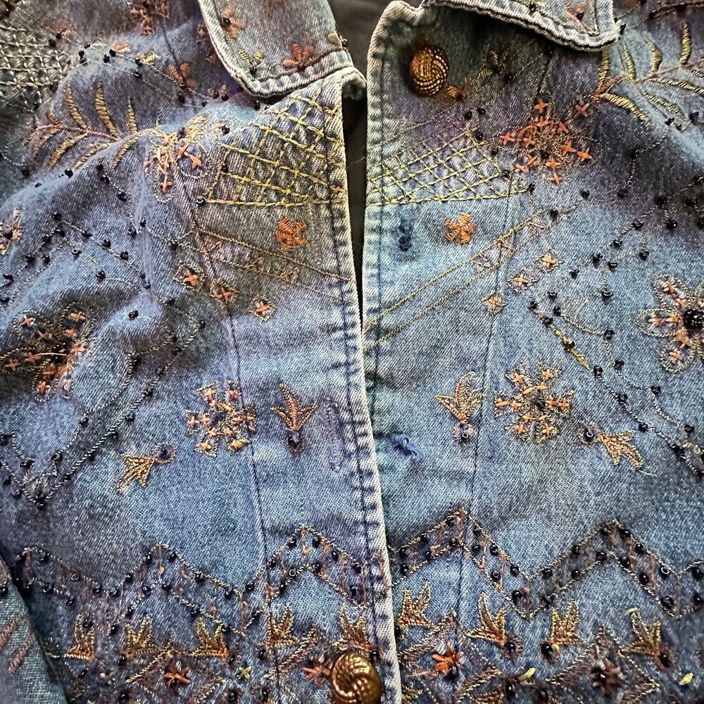NEW DIRECTIONS x Unique Womens Embroidered & Beaded Denim Jacket. l Size Large - Picture 4 of 8